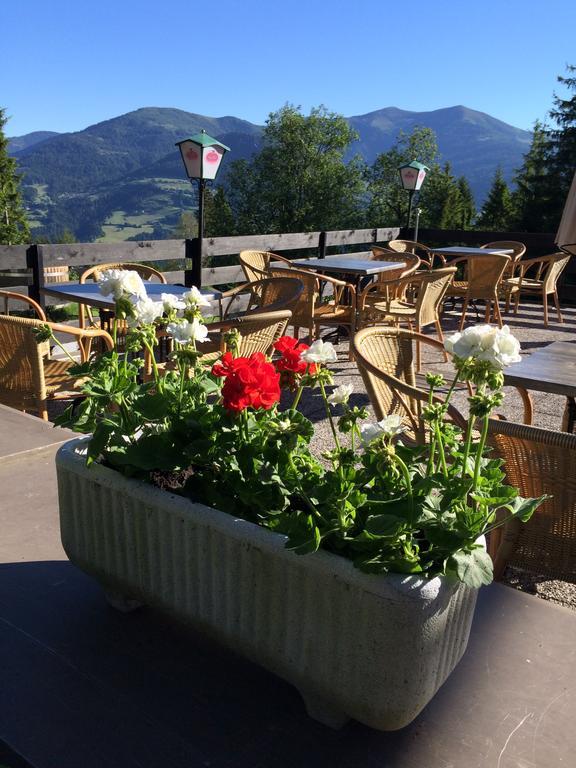 Blue Mountain Hotel Африц Экстерьер фото
