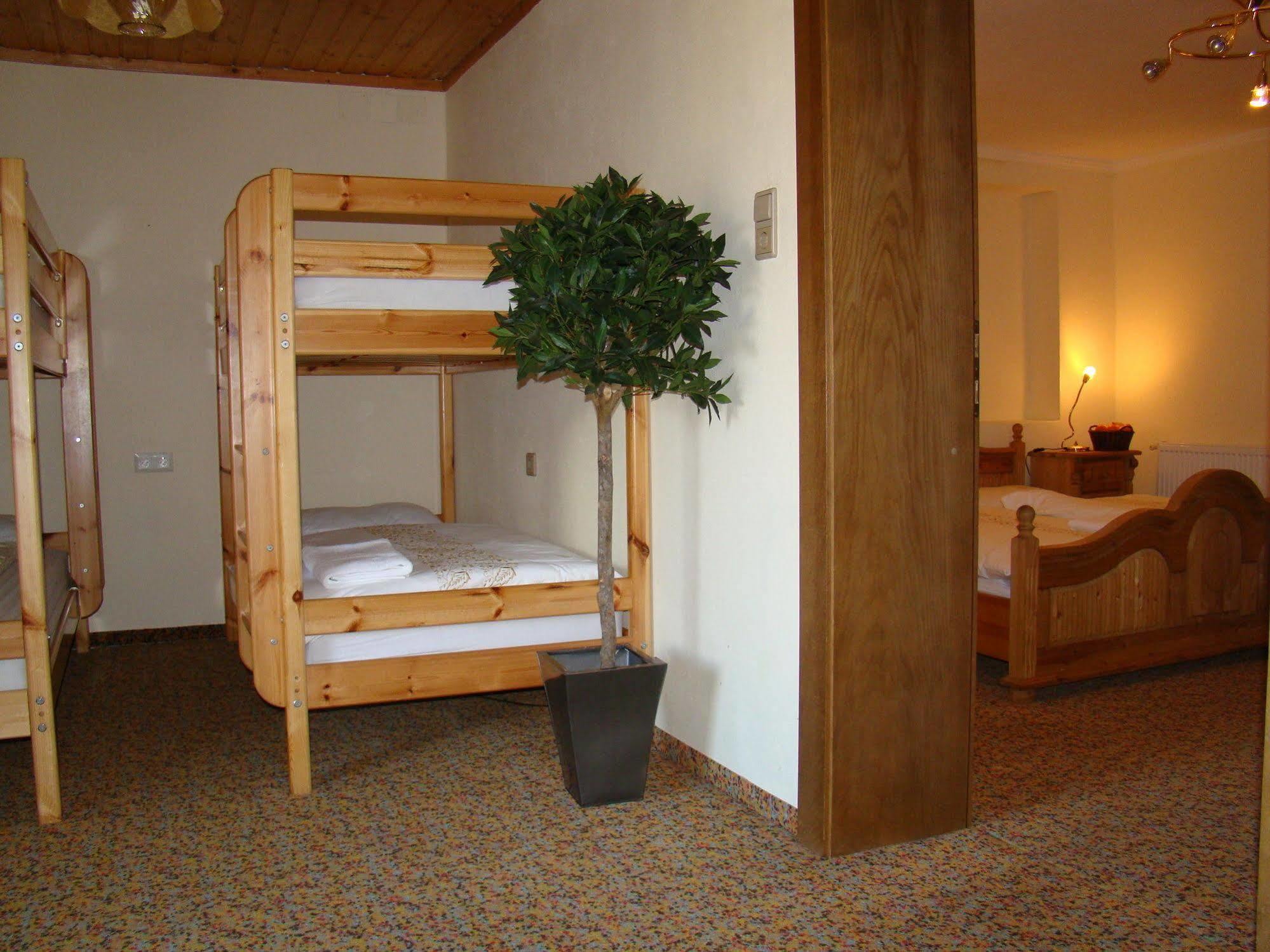 Blue Mountain Hotel Африц Экстерьер фото